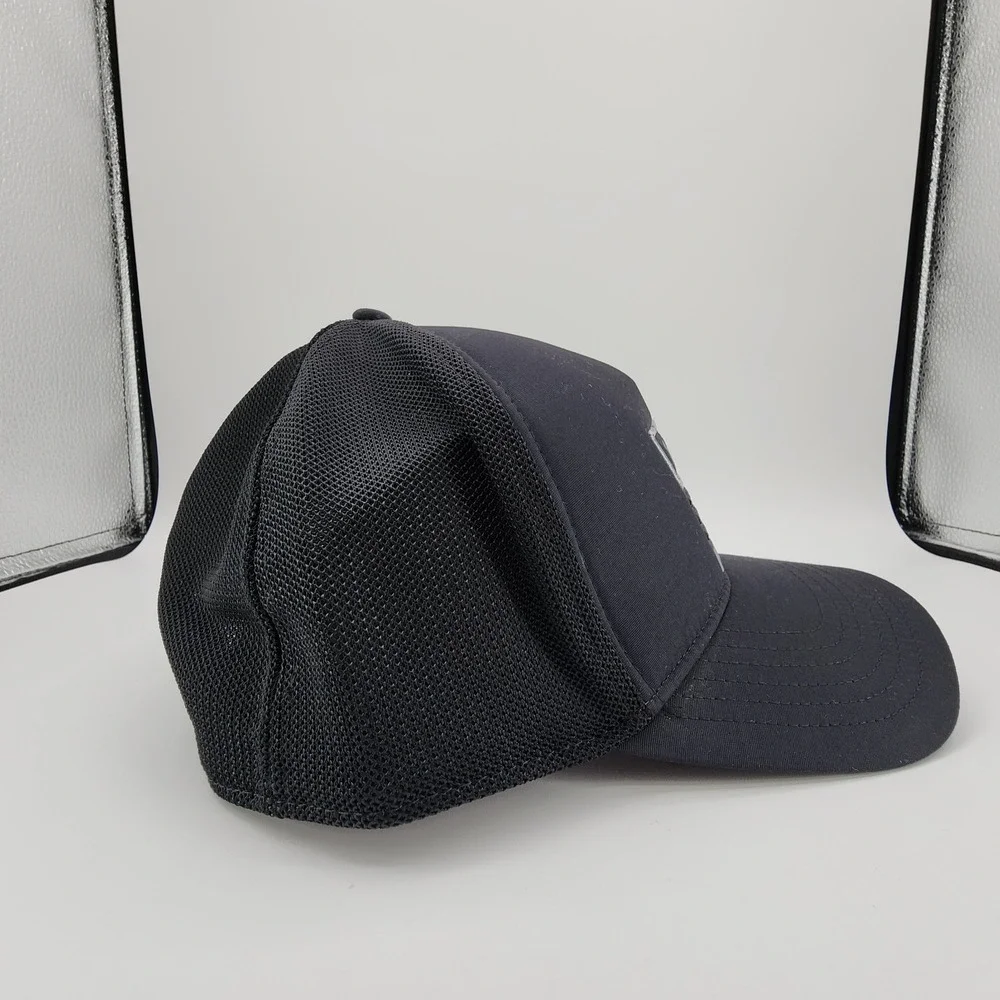 Under Armour UA Freedom Trucker Hat Adjustable Snapback Cap Black Mesh‎ Back NEW
